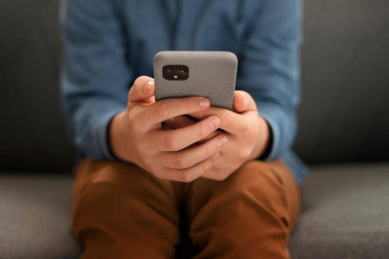 메타 “인스타그램에서 자살・자해 검색한 청소년, 부모에게 알림 가요!”🔔