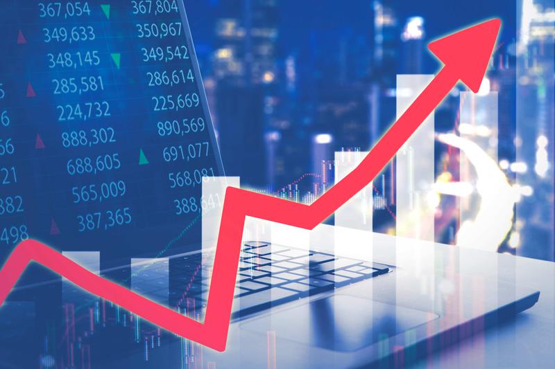 새해 첫 거래일에 사상 최고치 달성한 코스피, 예상 뒤엎고 상승한 이유는? (feat. 13만전자)