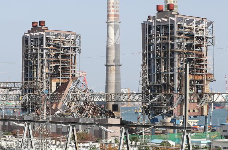 울산 화력발전소 보일러 타워 붕괴 참사 원인과 현재 구조 상황은?