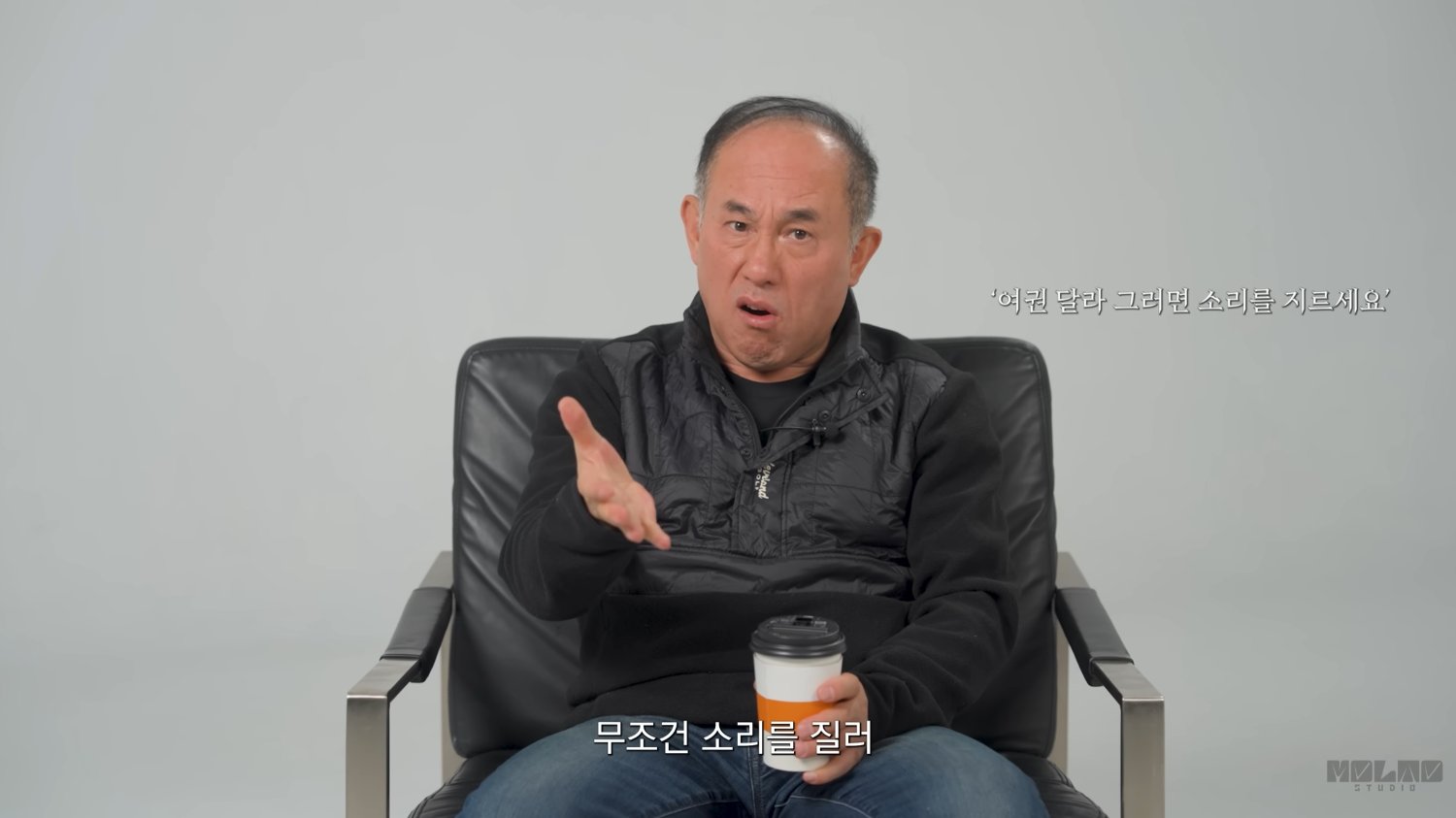 권위가 있어야 빈틈도 매력이 된다