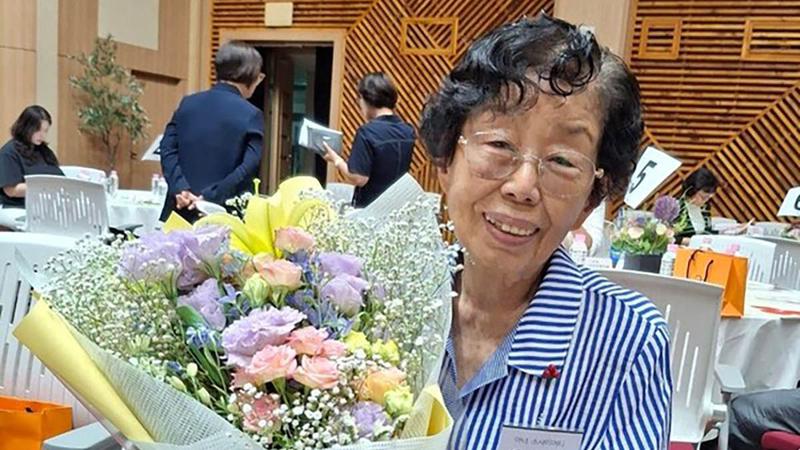 “돈 때문에 꿈 포기 말았으면…” 고향 후배들 위해 장학기금 만든 박순덕 씨 이야기 ✨