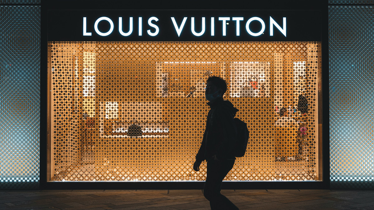 시가총액 321조 원 증발, 역성장하는 명품 업계