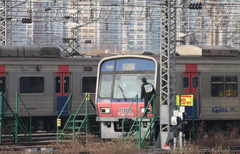 현실로 다가온 철도·지하철 총파업, 파업 이유와 일정(+대체 교통편) 🚇🚅