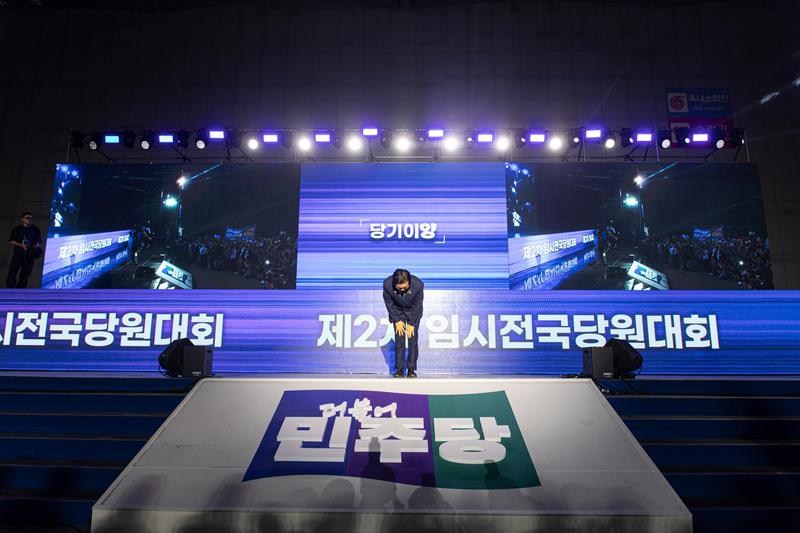 더불어민주당 당대표 선출된 정청래, ‘초강경파’ 리더 등장에 여야 충돌 예고 🔵