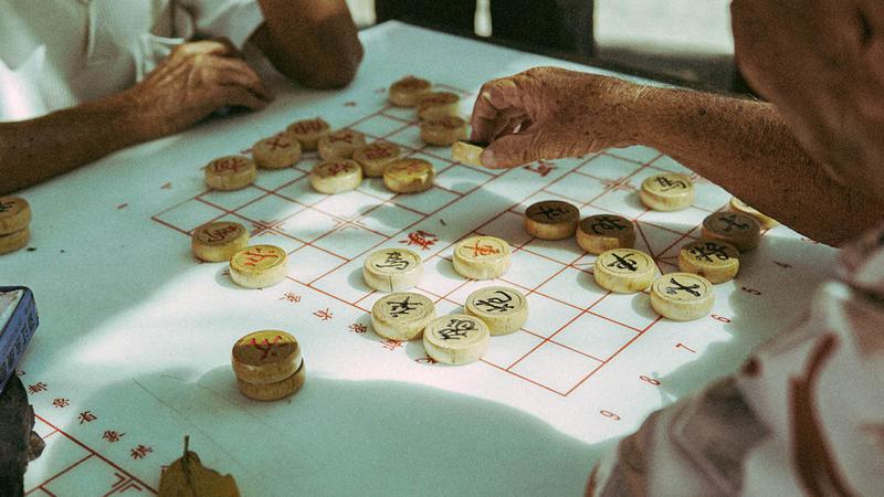 탑골공원 말고 낙원상가에 재오픈한 ‘어르신 장기 천국’ 🧓