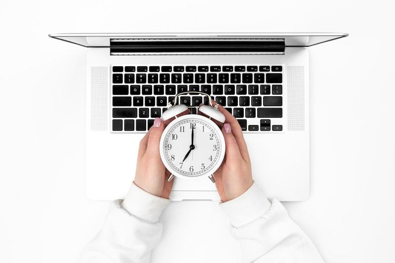 연차 1~2시간 단위로 쓸 수 있는 법안 국회 상임위 통과! 연차 냈다고 불이익 주면 500만 원 벌금까지 ⏰ 💸