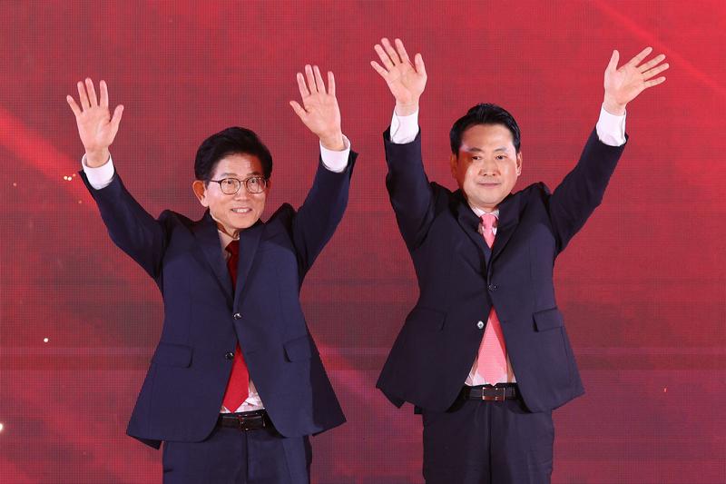 국민의힘 전당대회 결과: ‘윤석열 탄핵 반대’ 내세운 김문수·장동혁 후보 당 대표 결선투표 진출