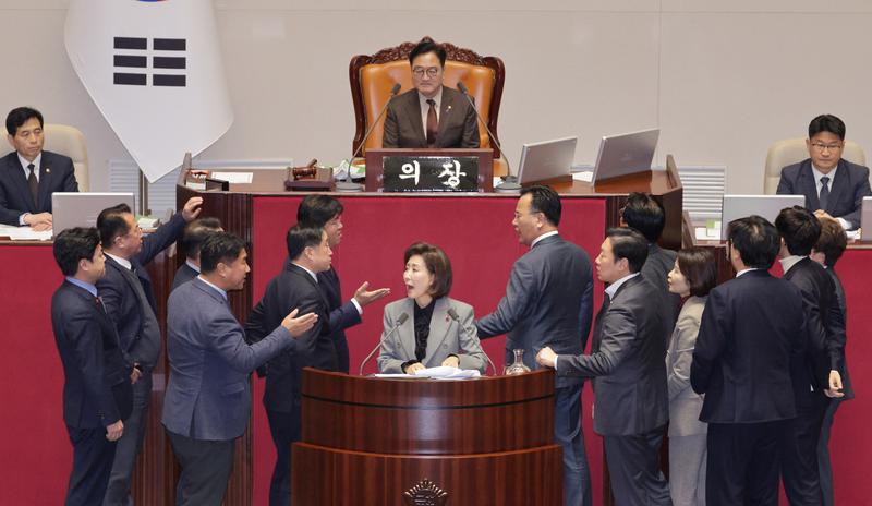 나경원 국민의힘 의원 필리버스터에 여야 극한 충돌한 정기국회, 이유·전망 총정리 💥