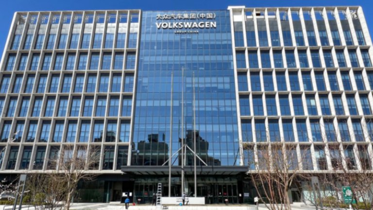 폭스바겐, 中 신장 공장 매각 왜? 핵심은 ‘인권과 공급망’🕊️