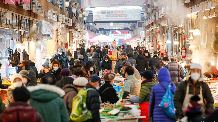 설날 대목 아직도 유효할까? 설 명절 유통업계 매출 분석와 소비 트렌드