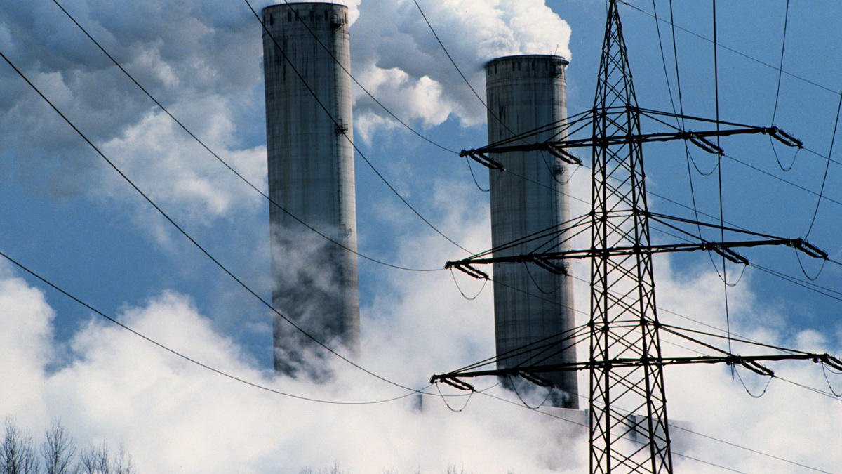 챗GPT·그록·딥시크 경쟁 속 숨겨진 기후 리스크, AI시대의 그림자는?