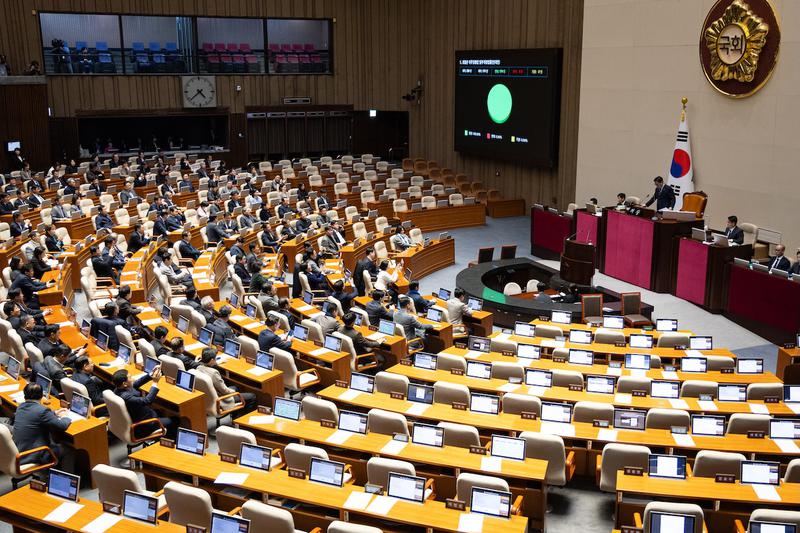 국회 ‘필리버스터 정국’ 1라운드 종료, 민생 법안 처리는 뒷전? 😮‍💨