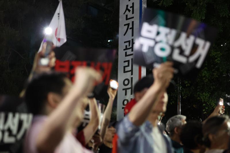 초유의 투표용지 부족 사태: 원인부터 투표소 앞 대치, 재선거 요구 나오는 이유까지 총정리 🔍