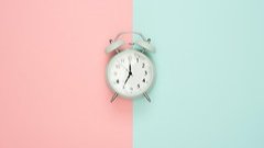 사회복지사와 사회복무요원의 시간의 가치가 다릅니까?