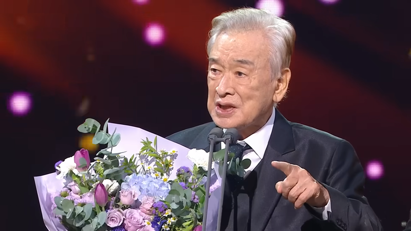 배우 이순재 별세, 데뷔 69년 만에 무대에서 내려온 그가 남긴 것