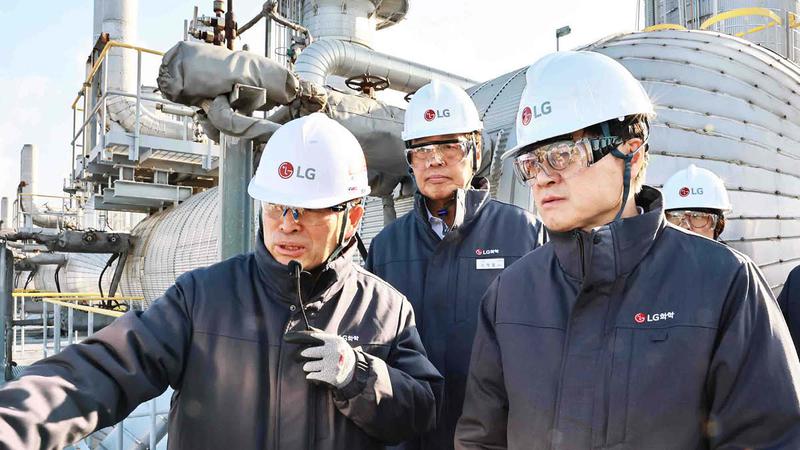 중동발 셧다운 사태: LG화학 여수 공장 중단, ‘나프타’가 부족해서라고? 🛢️🏭