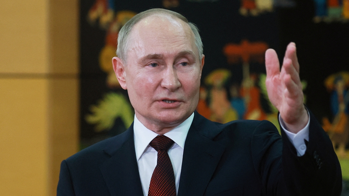 푸틴: “코리아, 너희 실수하는 거야”