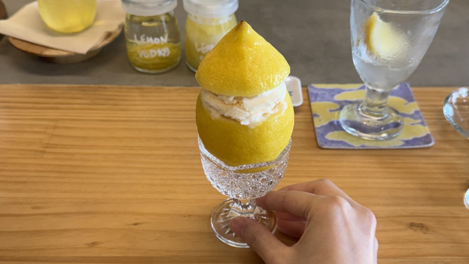 이게 여름이지! 상큼한 여름의 맛 코스🍋 리틀스탠드레몽
