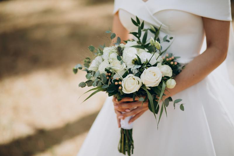 결혼식 평균 축의금 2년 사이 7% 올라 지난해에는 11만 7000원, 세대별 차이는? 👰