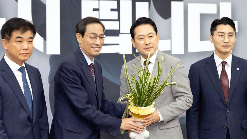 이재명 대통령 여야 지도부 회동 성사될까? 장동혁 국민의힘 대표 “따로 만나는 자리 있으면 하겠다”