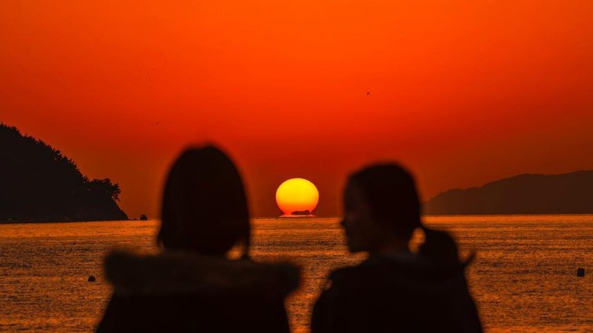 아름다운 선셋과 함께하는 힐링 여행, 사월의 모비딕