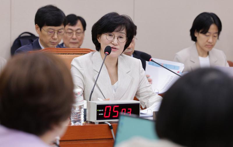 여성가족부 장관 후보자 청문회: 차별금지법·비동의 강간죄 소신 밝힌 원민경 후보자 🗣️