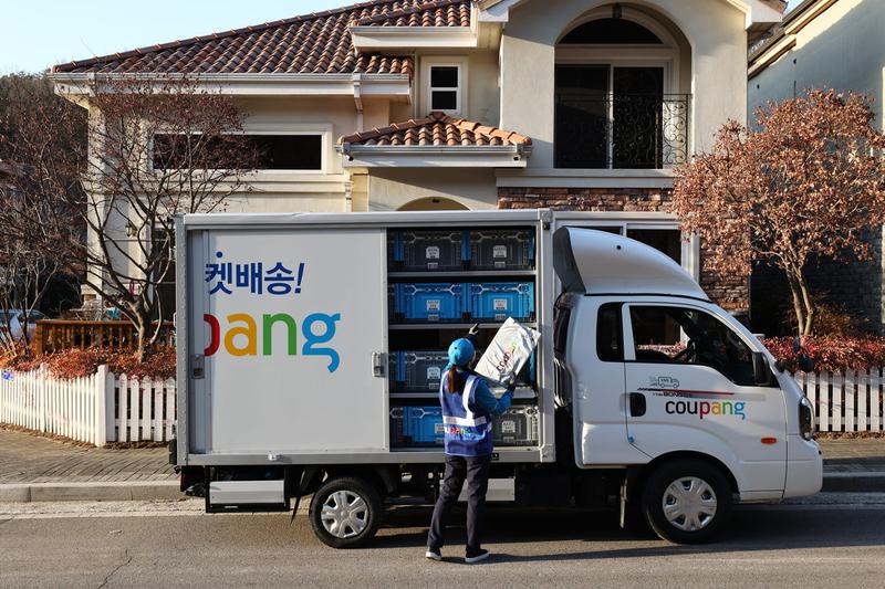 쿠팡 경기 광주 물류센터에서 새벽 근무하던 노동자 쓰러져 사망