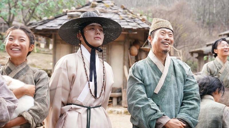 장항준・박지훈 ‘왕과 사는 남자’ 1200만 돌파🎬 청령포 관광객 늘고, 단종 담긴 책 판매량도 급증👀