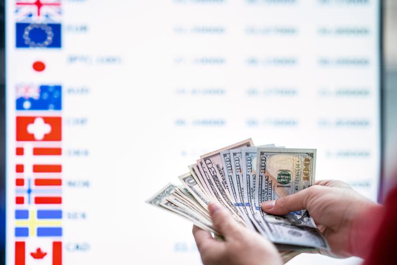 ‘외환위기급’으로 원·달러 환율 급등한 이유와 금리·물가·증시에 미치는 영향