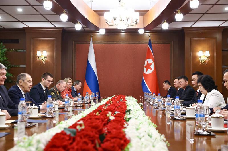 러시아 외무장관 만난 북한 김정은, 가까워진 북러 관계가 한반도에 미칠 영향은? 🇰🇵🤝🇷🇺