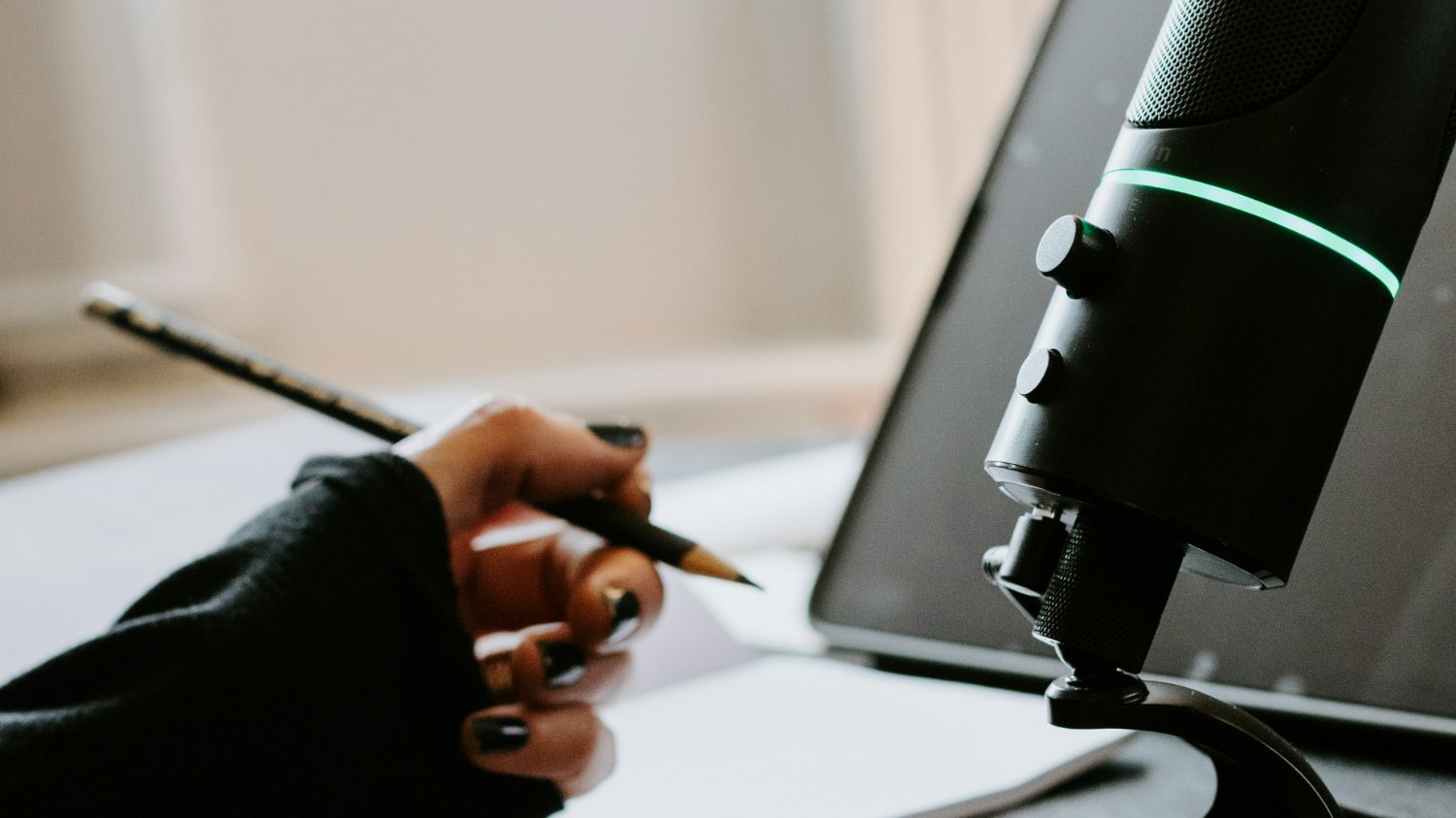 내 일상을 인터뷰처럼 바라보는 기록 시작하는 법 | <인터뷰하는 법>