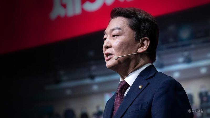 안철수 국민의힘 당 대표 출마 선언, 이유는 ‘희망 없는 당 지도부’ 때문?