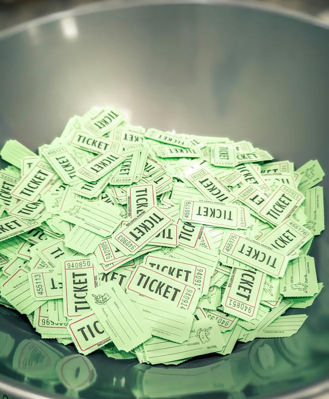 콘서트·야구 티켓 싹쓸이하고 30배 암표로 재판매? 세무조사 나선 국세청