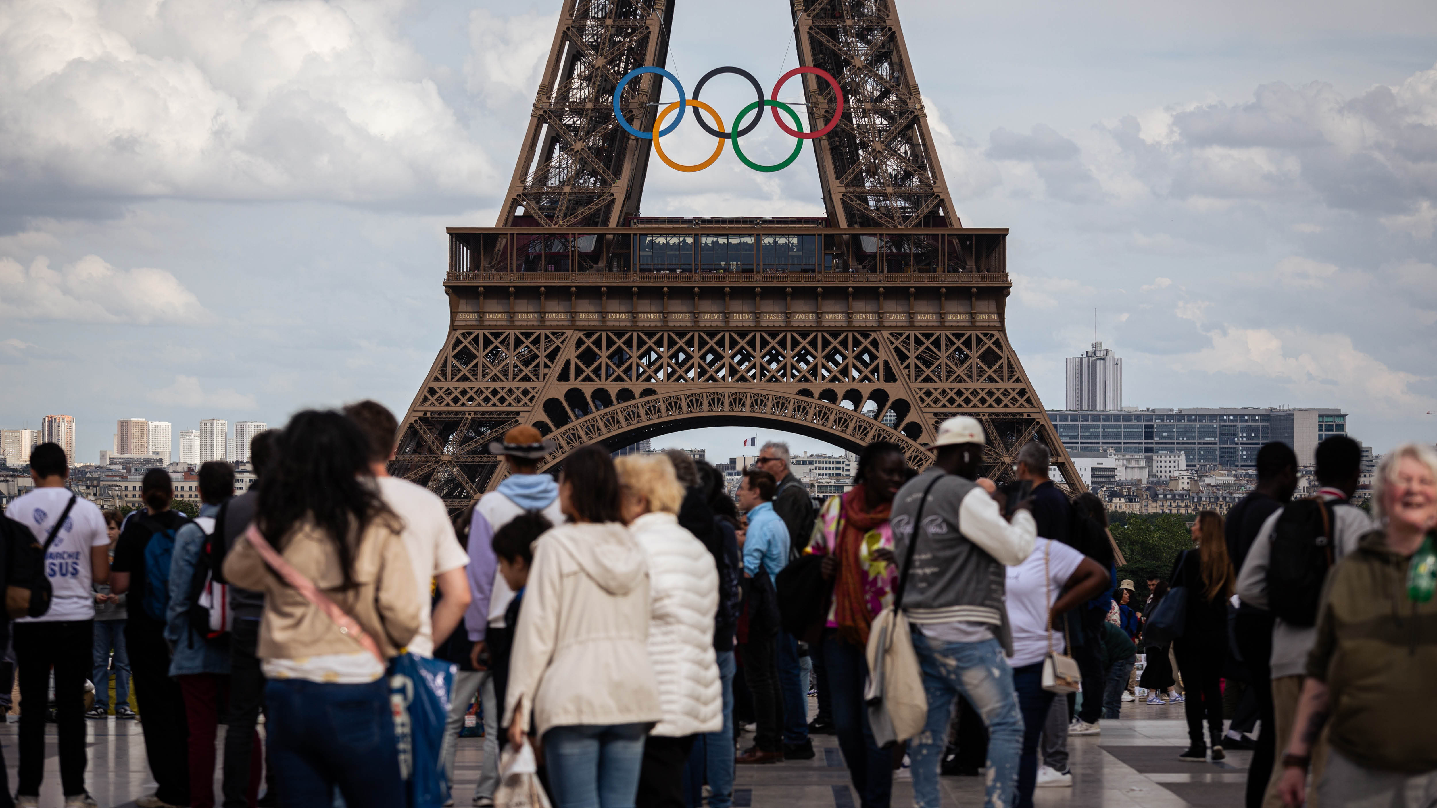 올림픽? 파리지앵은 안 절거워 😮💨