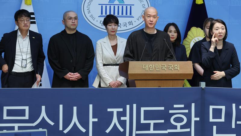 이제 타투 합법으로 할 수 있을까? 국회 심사 들어간 ‘문신사법’ 상황 정리 🧐