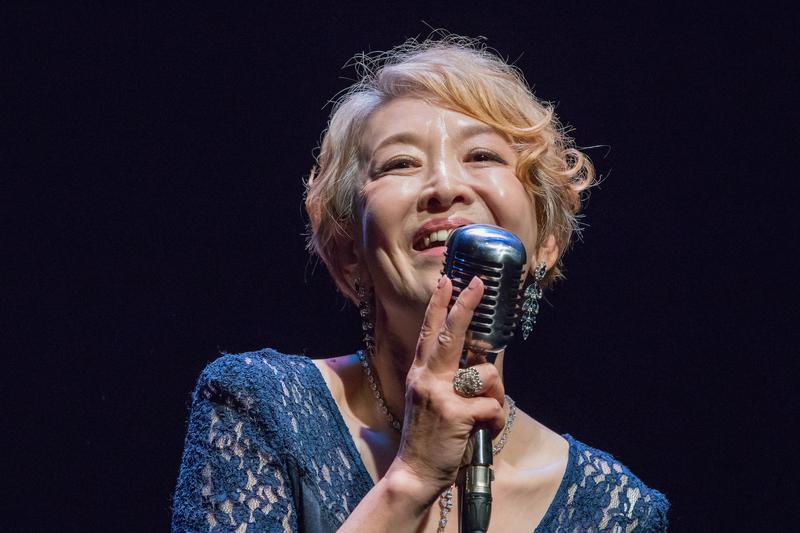 이름이 하나의 장르였던 1세대 연극 스타, 배우 윤석화 별세