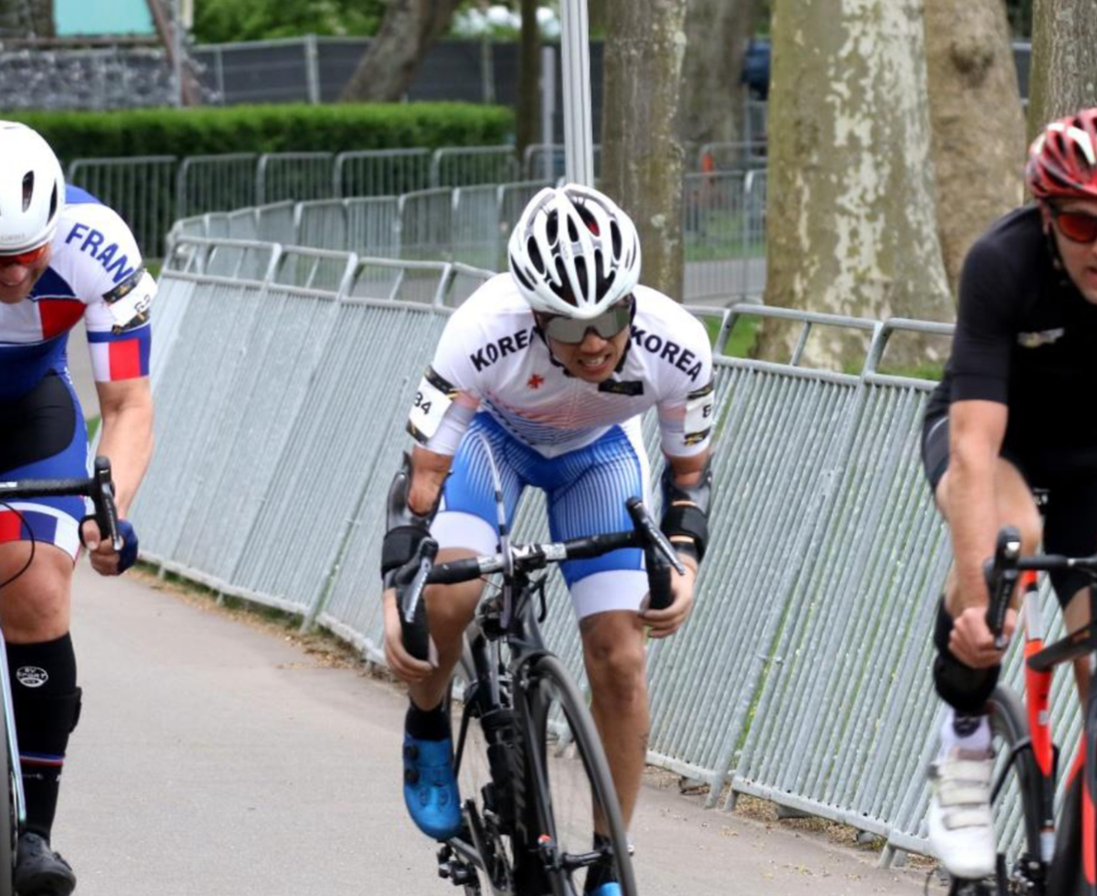 자랑스러운 로봇팔 아빠 🦾