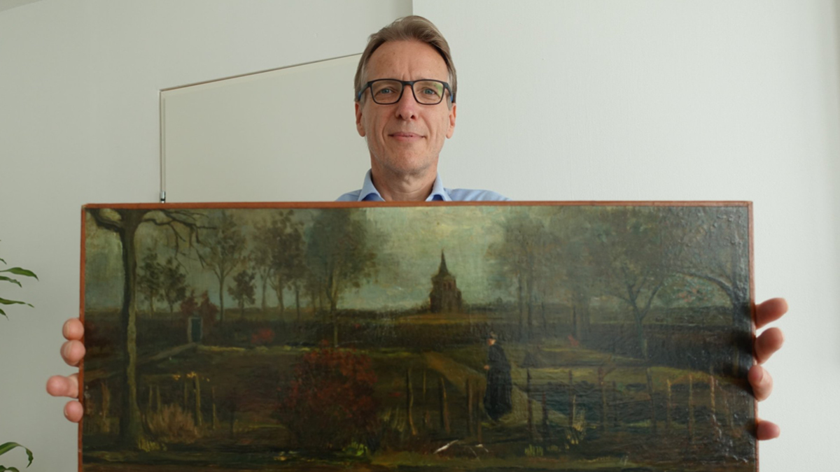 또 한 건 한 미술 탐정 🔎