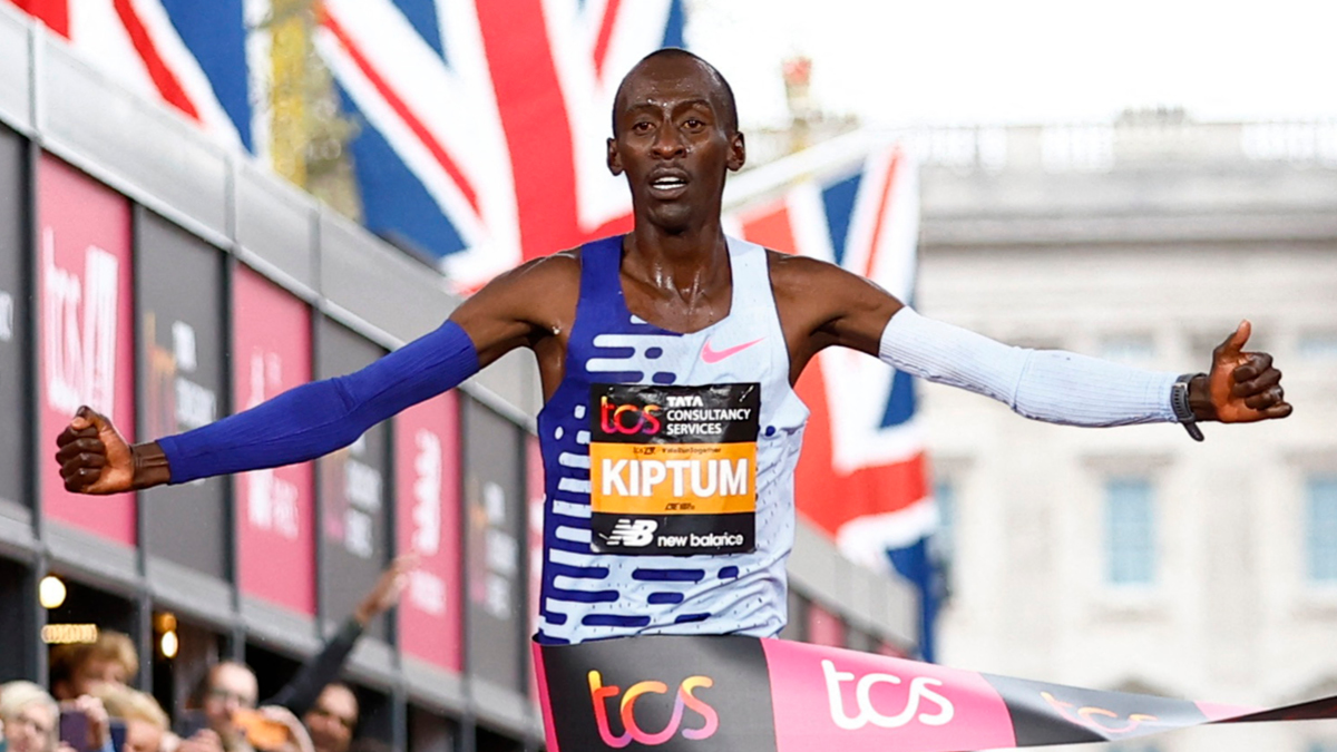 인간 한계에 다가선 마라토너 🏃‍♂️