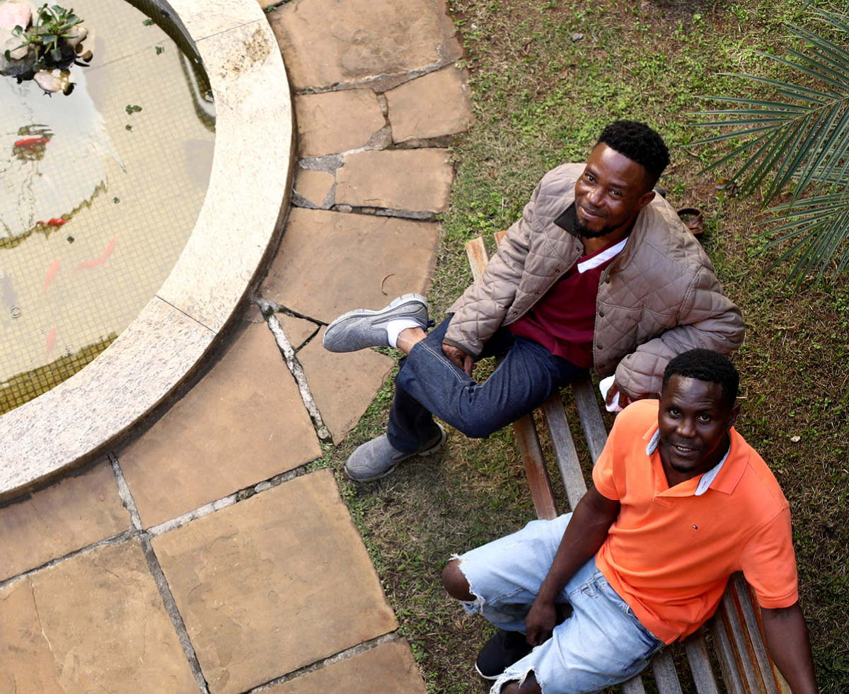 14일의 목숨 건 항해