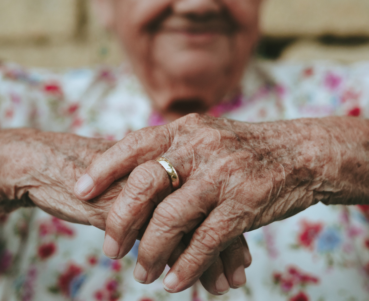 할매니얼 모델이 뜬다 👵