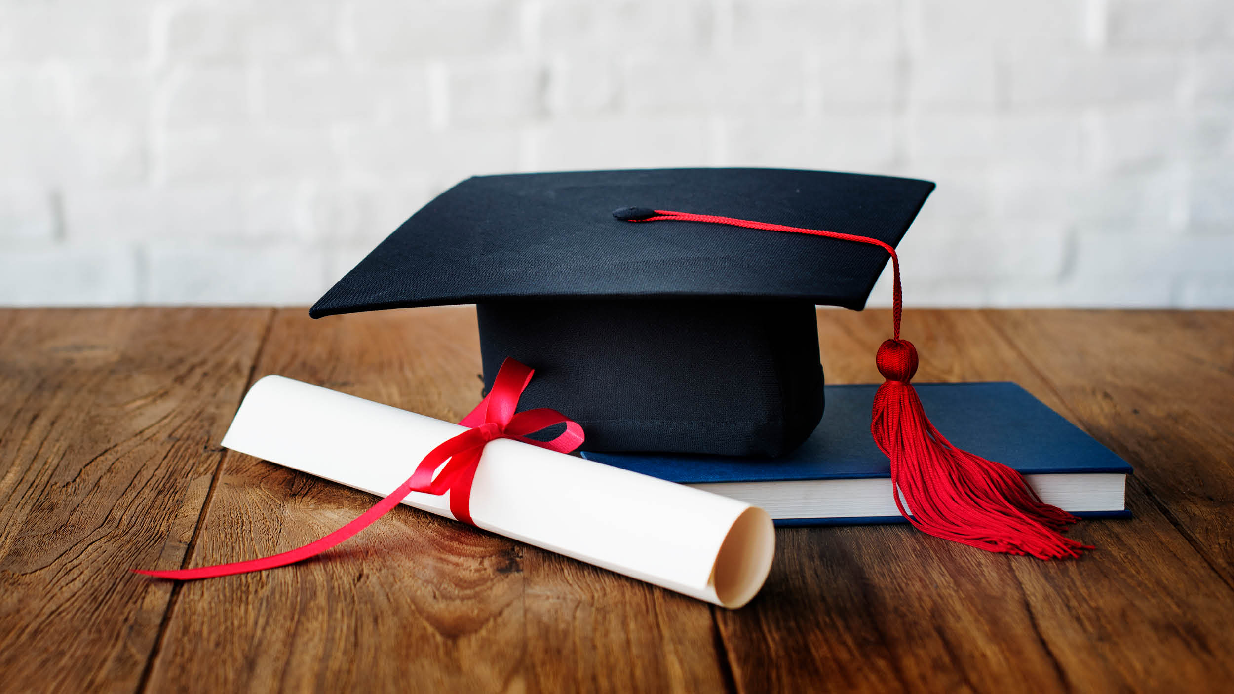 졸업장에 꾹꾹 담긴 진심 🎓