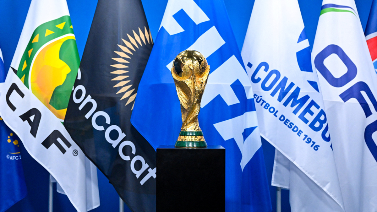 3개 대륙에서 열리는 월드컵