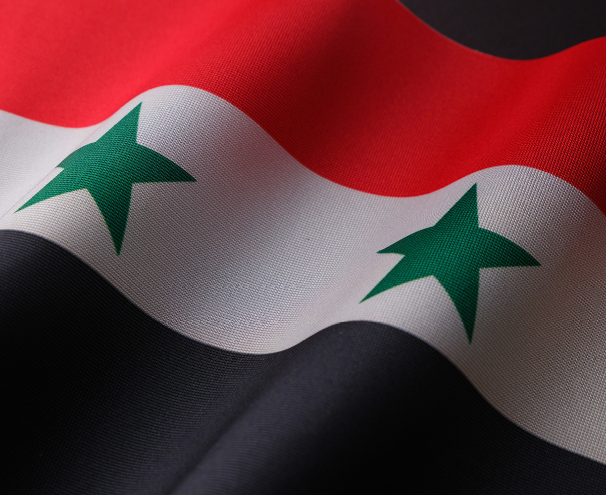 사람부터 구합시다