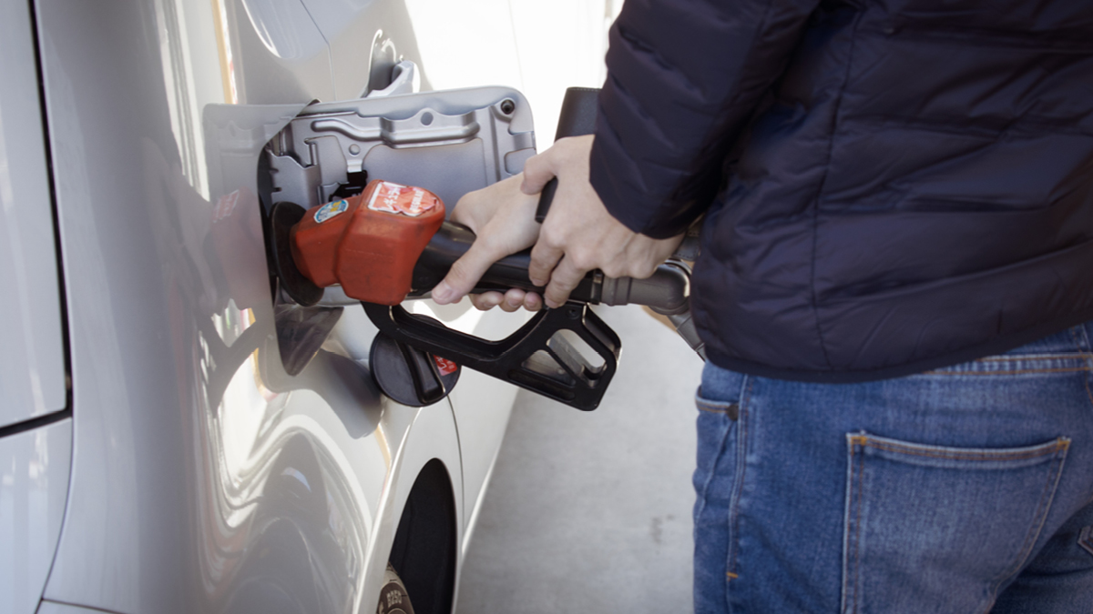 정부: 기름값 부담 줄여볼게 🛢️