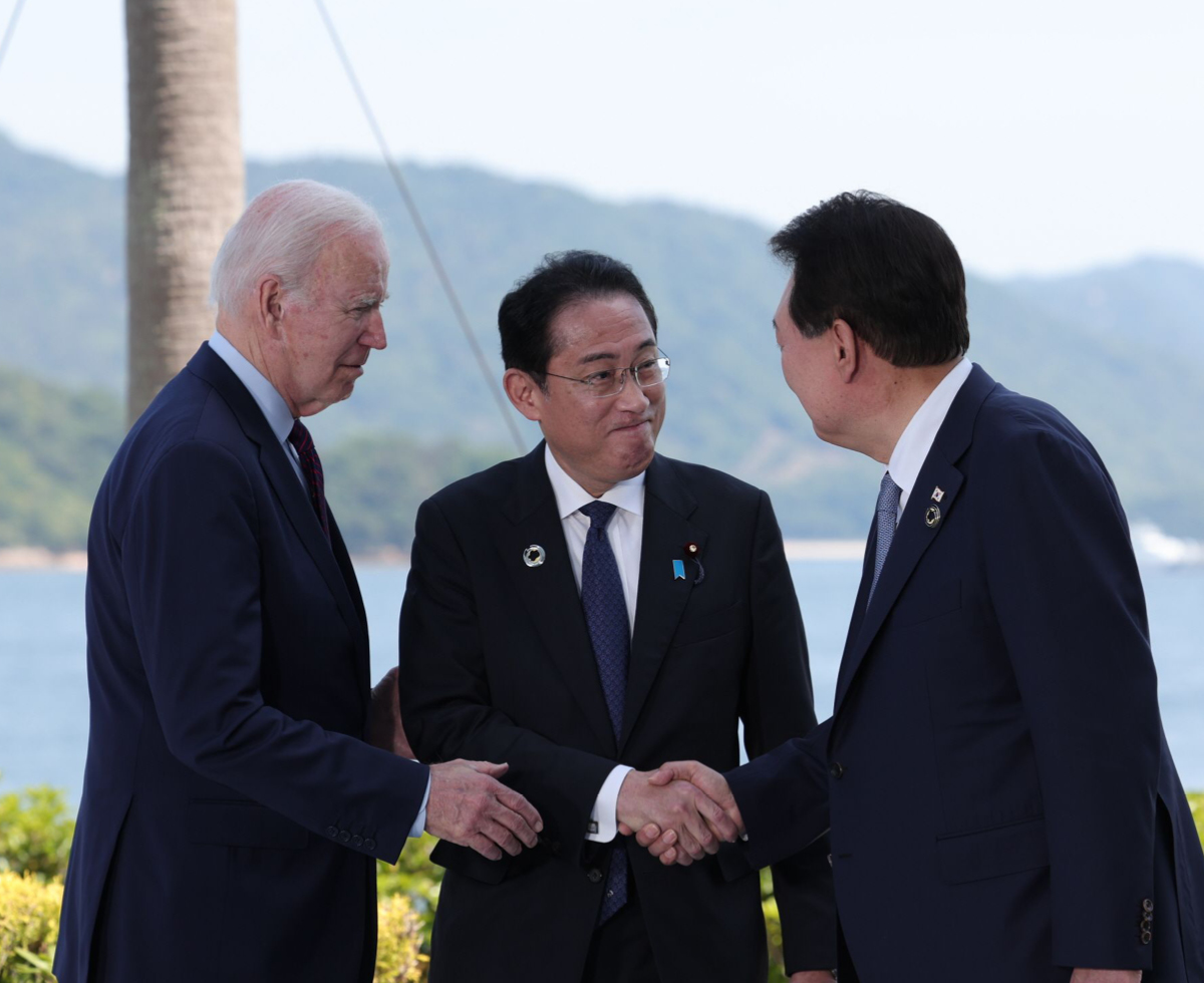 우리 안보 1순위는 이것 📜