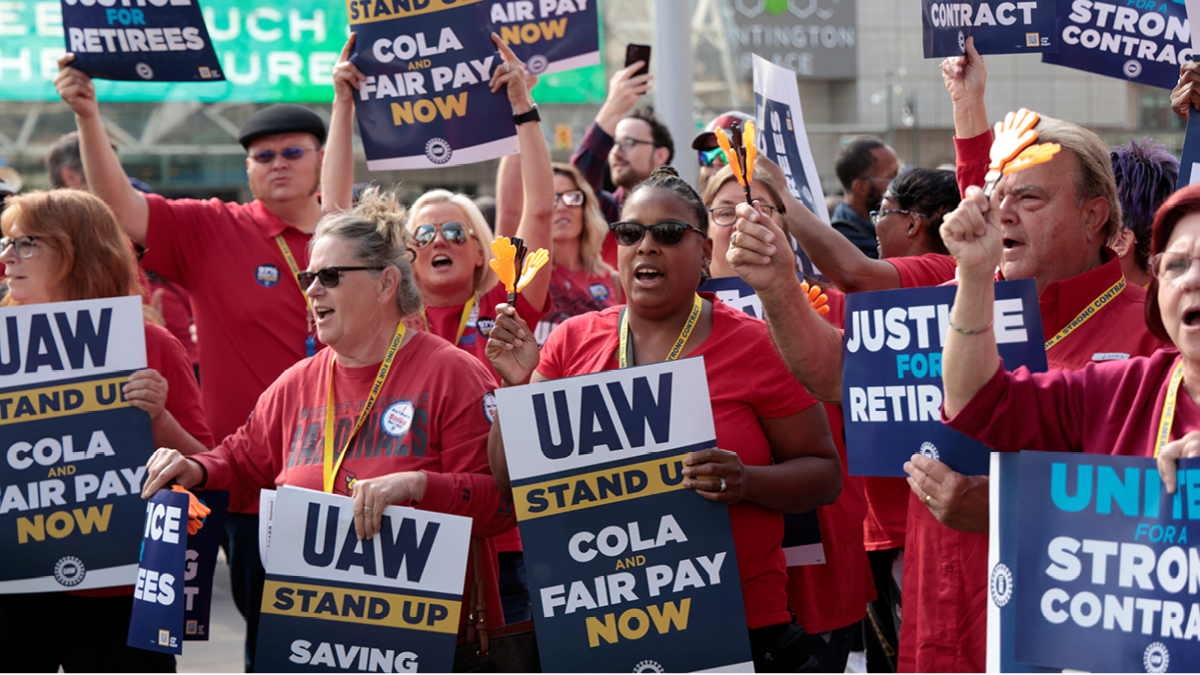 역사적인 파업 🚗