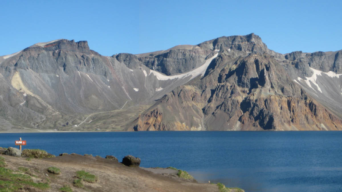 백두산 아니고 창바이산? ⛰️