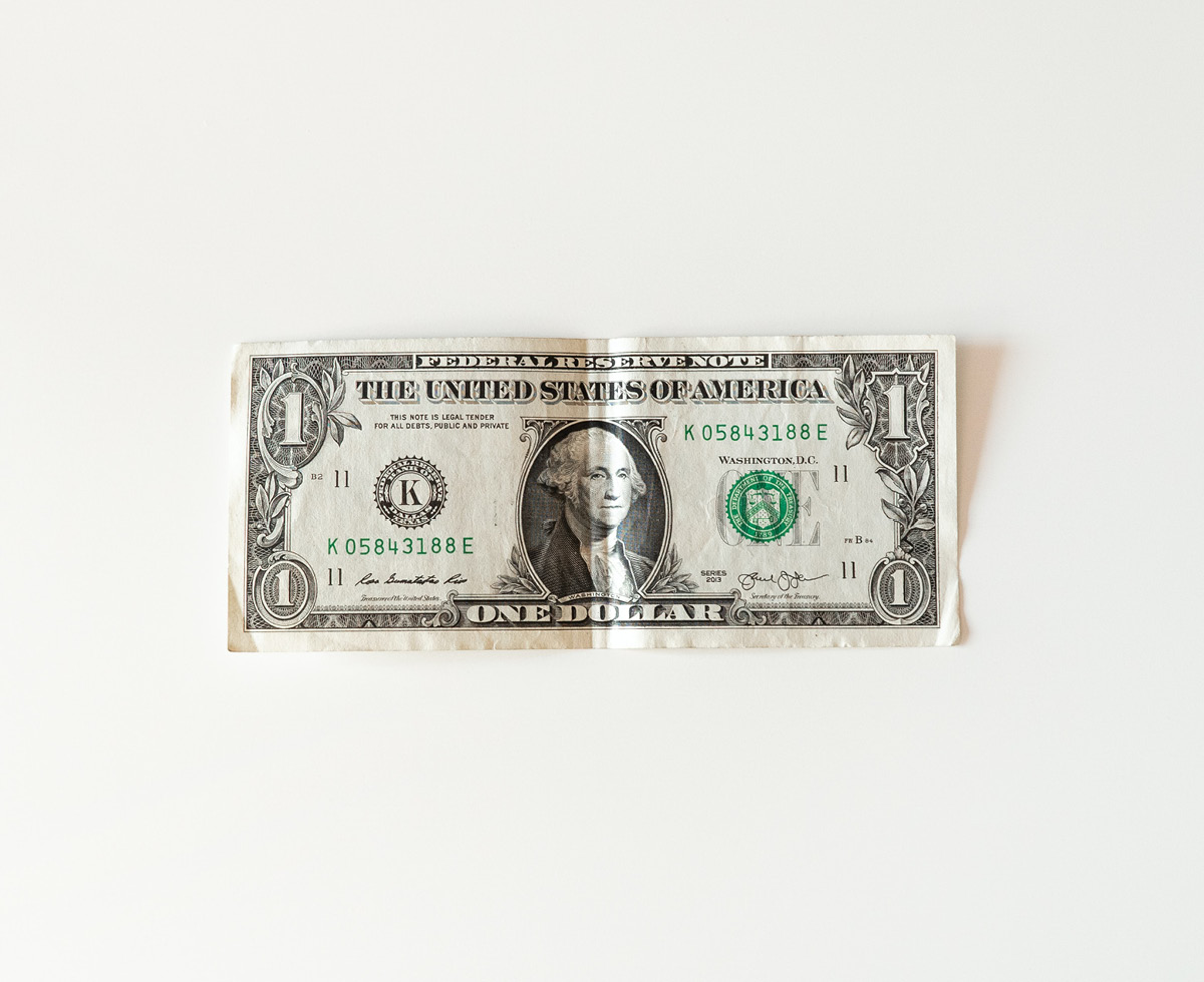 킹... 내려놓은 그냥 달러 💵