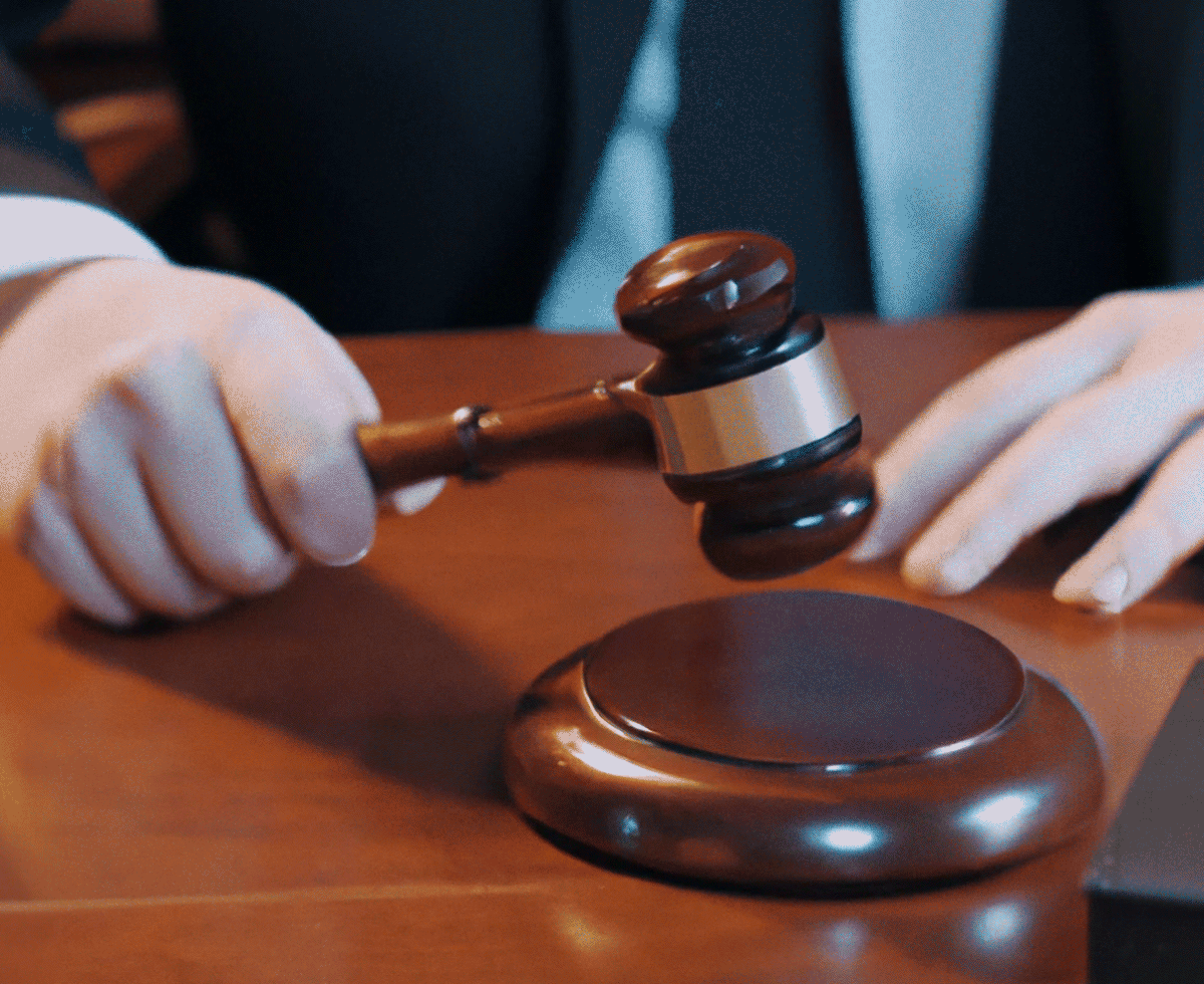 삑~ 헌법에 어긋납니다 🧑‍⚖️